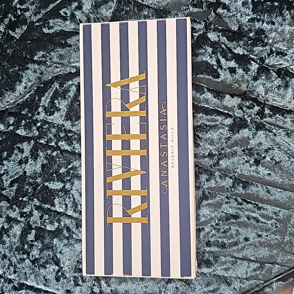 Brand New Anastasia Beverly Hills Riviera Palette